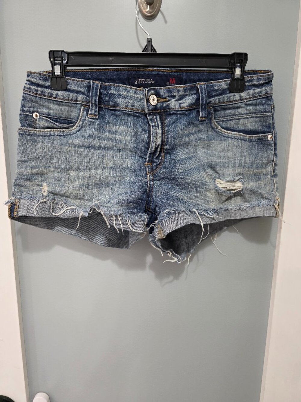 Just USA Light Wash Distressed Cutoff Jean Shorts – Size M – Raw Hem‎